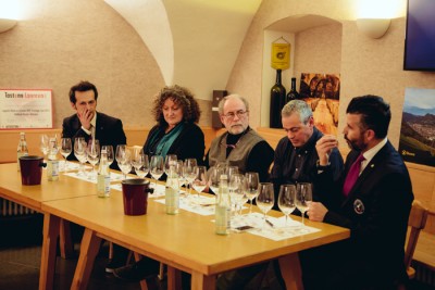 Degustazione Storica Mannucci Droandi con la Fondazione Italiana Sommelier Degustazione Storica Mannucci Droandi con la Fondazione Italiana Sommelier