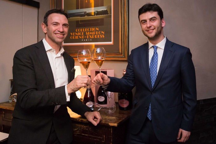 A sinistra Frédéric Panaïotis, Chef de caves della Maison Ruinart, a destra Andrea Pasqua, Senator Brand Manager Ruinart in Italia A sinistra Frédéric Panaïotis, Chef de caves della Maison Ruinart, a destra Andrea Pasqua, Senator Brand Manager Ruinart in Italia