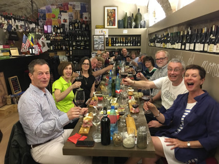 Bibenda Assisi / Degustazione di un gruppo di Canadesi Bibenda Assisi / Degustazione di un gruppo di Canadesi