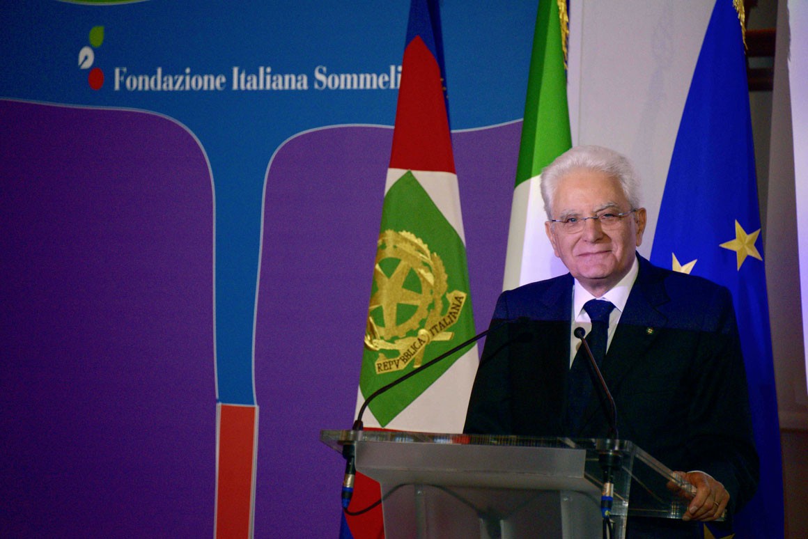 Il Presidente della Repubblica Italiana Sergio Mattarella Il Presidente della Repubblica Italiana Sergio Mattarella