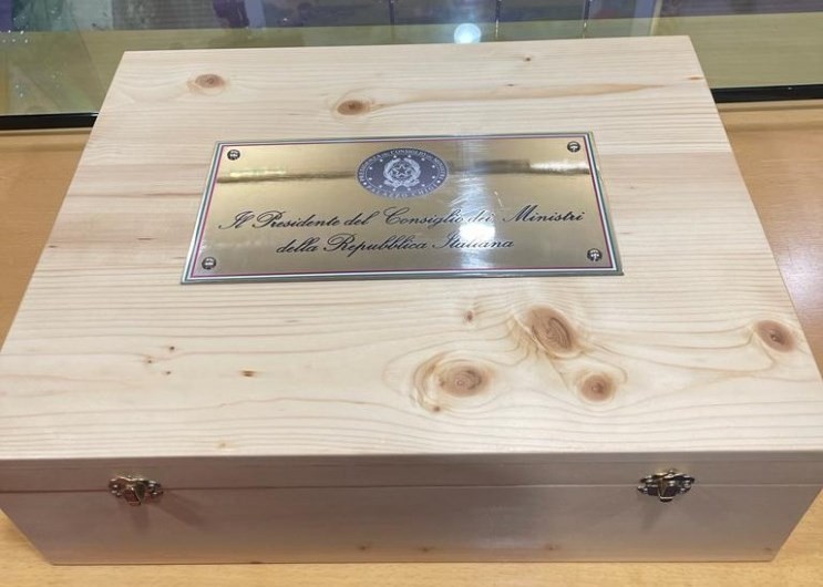 La Cassetta Regalo di Stato del Presidente del Consiglio La Cassetta Regalo di Stato del Presidente del Consiglio