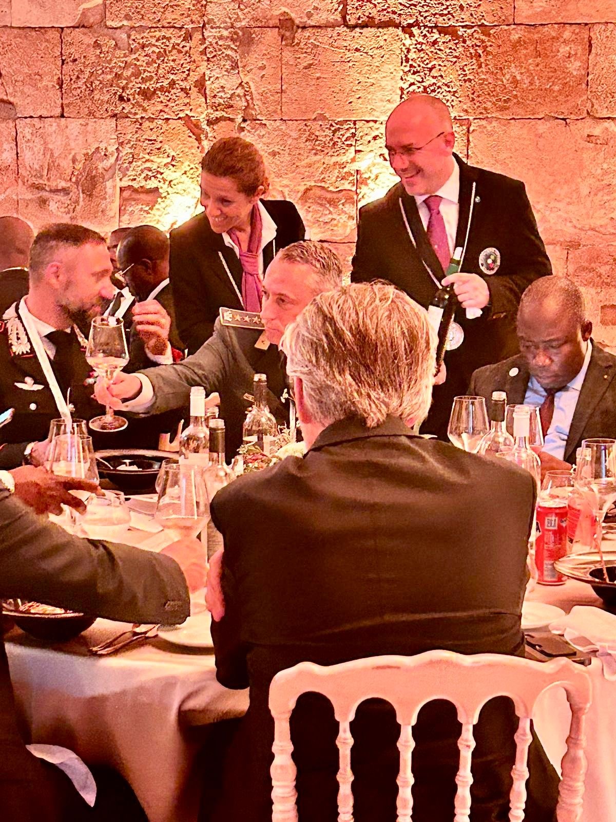 Il Servizio Durante la Cena del G7 di Ortigia Il Servizio Durante la Cena del G7 di Ortigia