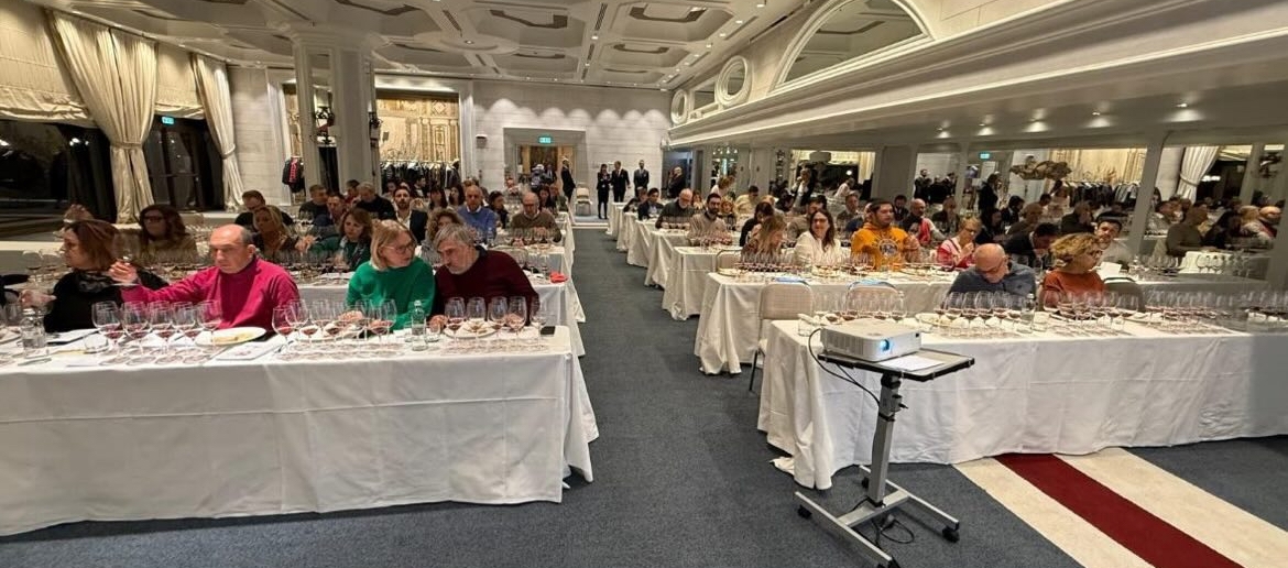 Panorama della Sala di Degustazione Panorama della Sala di Degustazione